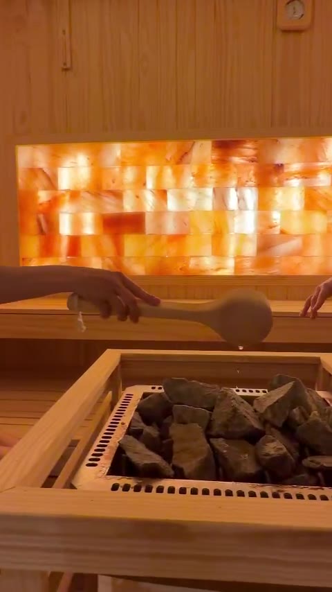 Phòng xông khô đá muối Himalaya tại Bill Royal